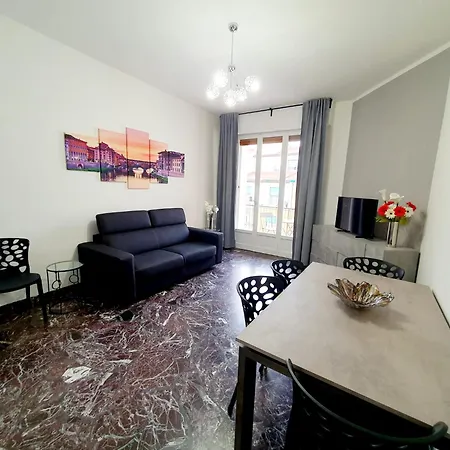 Grande Con Bagno Privato E Balcone