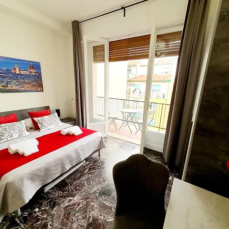 Grande Con Bagno Privato E Balcone Florencia