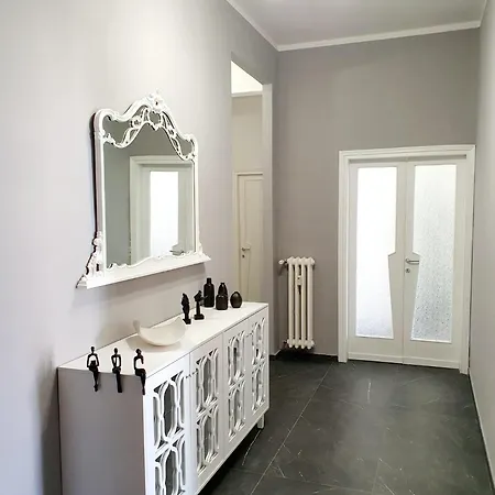 Homestay Grande Con Bagno Privato E Balcone